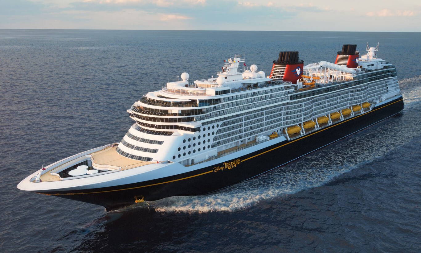 Disney Treasure – Caribe Oriental: Magia y aventura en altamar